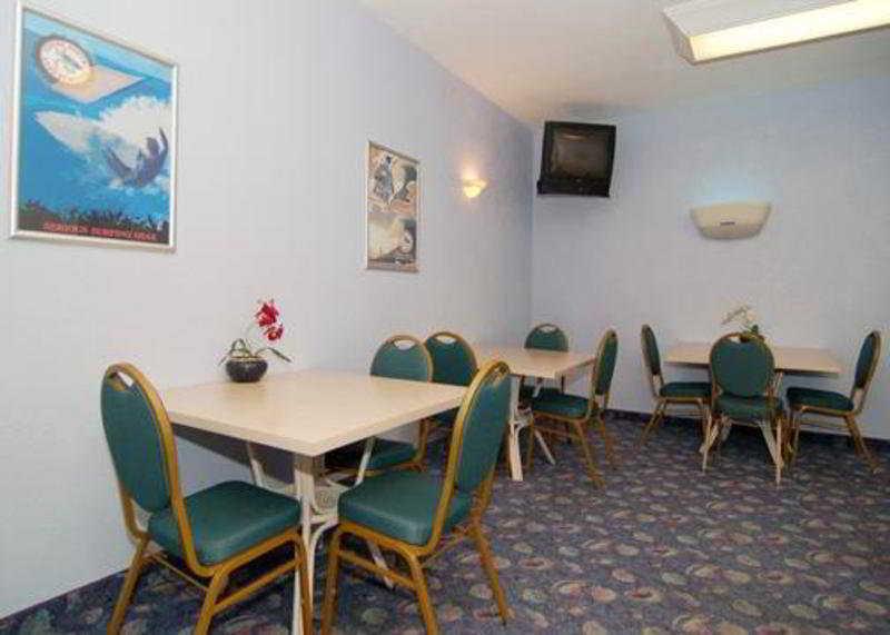 Cocoa Beach Suites Hotel Restaurante foto